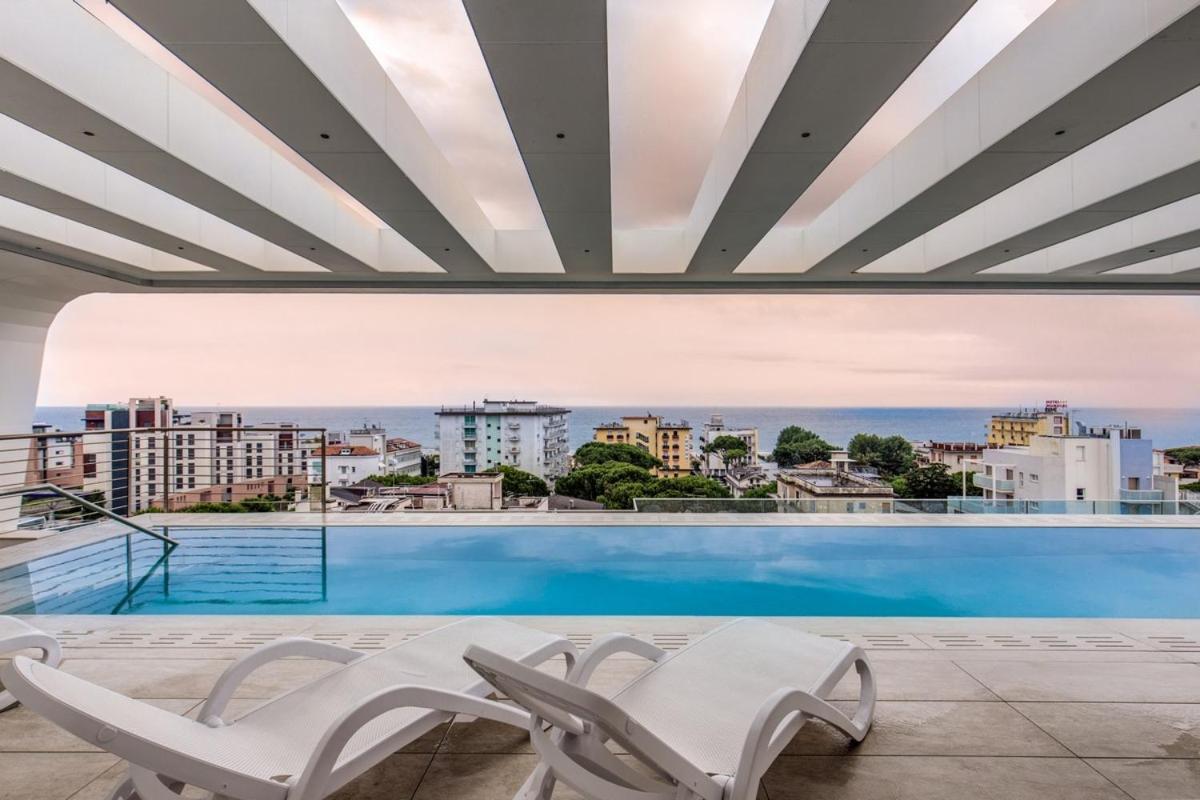 Sunrise Palace Lido di Jesolo Buitenkant foto